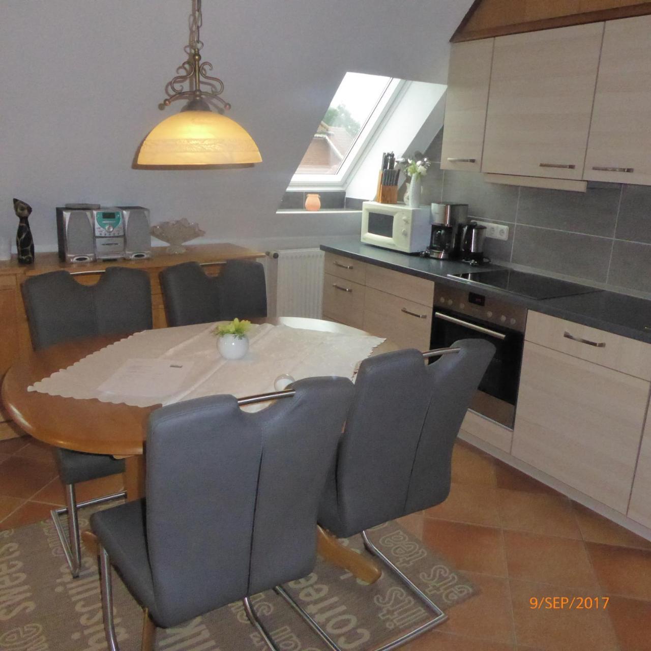 Haus Kathrin Apartment บือซุม ภายนอก รูปภาพ